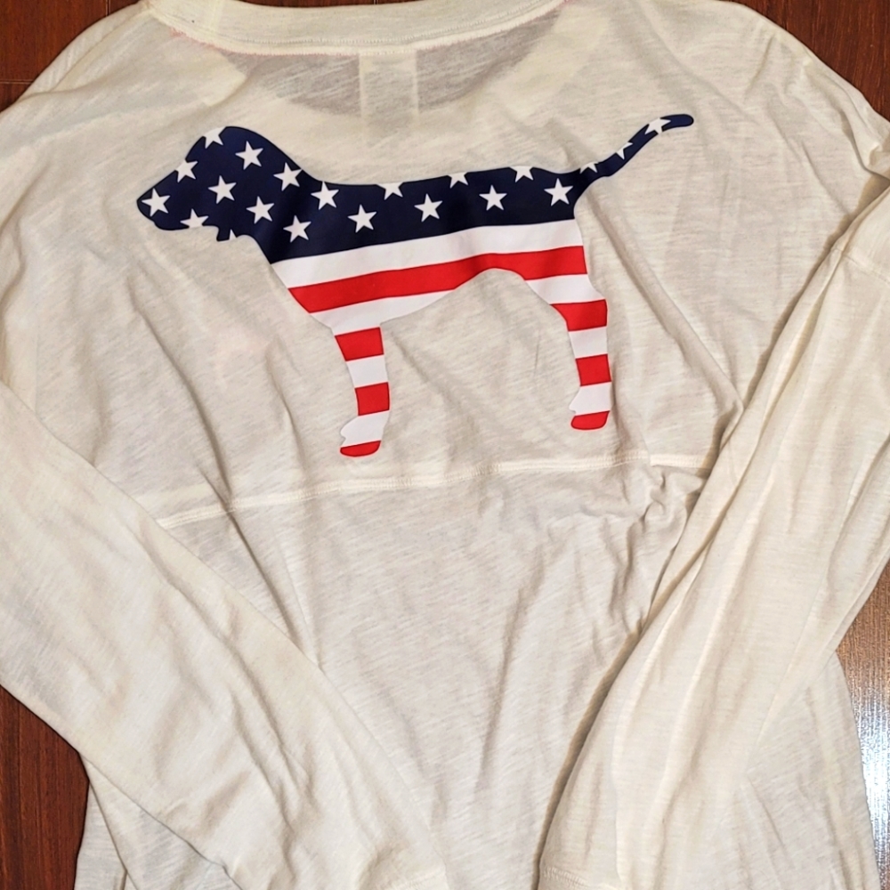 NWOT Vs pink Small crew